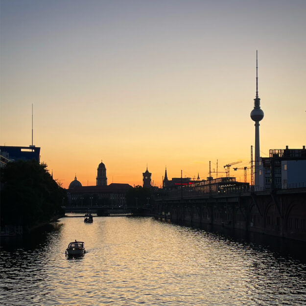 Berlin Sunset: TV-Tower and Spree